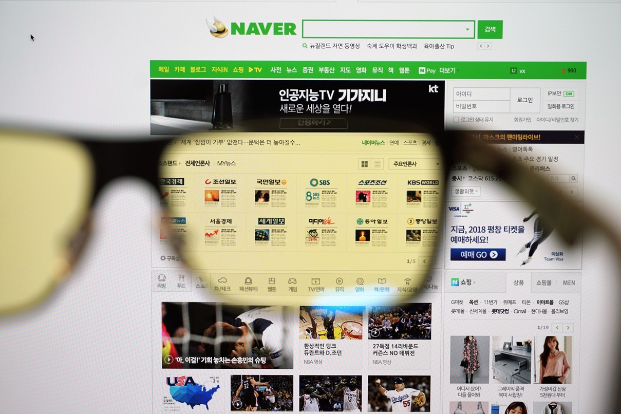 블루라이트 차단 및 플리커 프리 기술의 원리를 보여주는 이미지